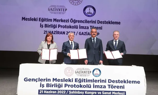 Mesleki eğitim merkezleri ile genç nüfus işsizliği azaltılması planlanıyor