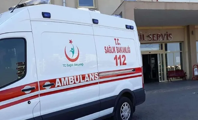 Gölete düşerek boğulma tehlikesi geçiren küçük çocuk ağır yaralandı