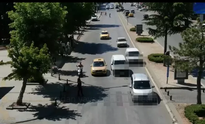 Havadan yaya geçidi denetimi yapıldı  