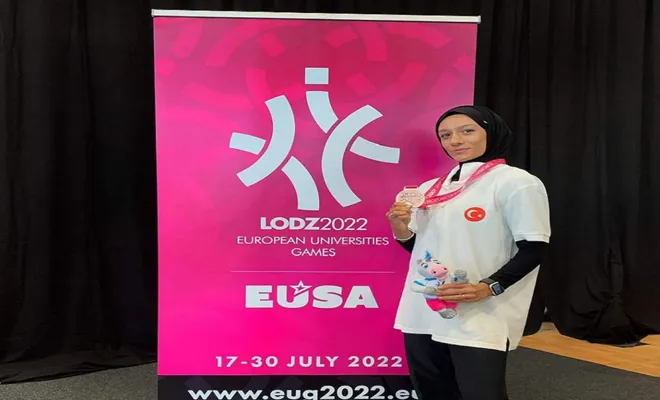 Gaziantepli Milli Karateci Avrupa Üniversiteler Şampiyonasında 3.'lük madalyası kazandı.