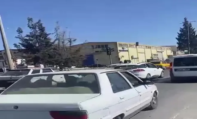 Çevreyi rahatsız eden 98 araca ceza yazıldı