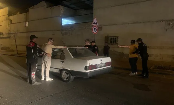 Gaziantep’te şüpheli şahıs ve araçlara yönelik uygulamada: 13 gözaltı