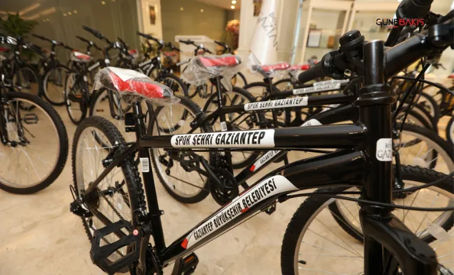 Gaziantep’te 45 spor branşı il temsilcisine bisiklet dağıtıldı