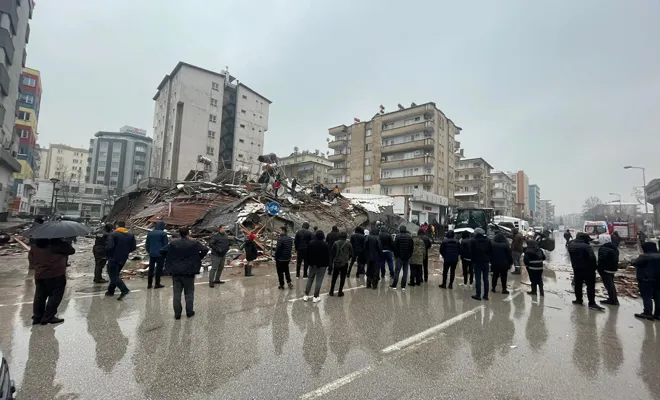 Gaziantep'te arama kurtarma çalışmaları devam ediyor
