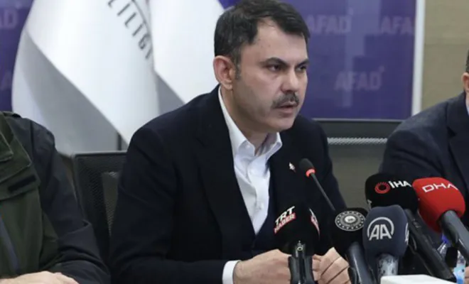 Bakan Kurum: İlk önceliğimiz arama kurtarma faaliyetleri