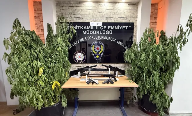 Gaziantep'te hint keneviri ve çeşitli silahlar ele geçirildi 