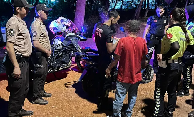 Gaziantep'te park denetimlerinde 17 aranan şahıs yakalandı