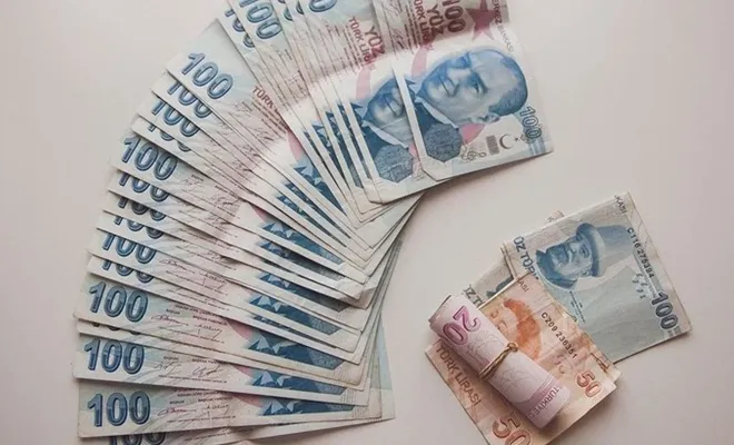 Yaşlı ve engelli aylıkları hesaplara yatırıldı