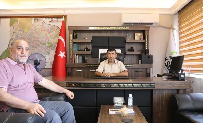 Dr. Öğr. Üyesi Hüseyin Dursun, Kervan FM’i Ziyaret Etti