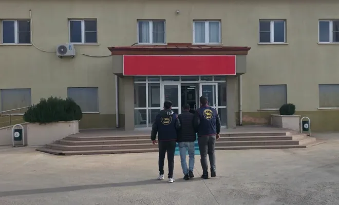 Gaziantep’te 11 yıl 9 ay kesinleşmiş hapis cezasıyla aranan şahıs yakalandı